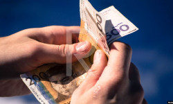 Элдик репортер: Мугалимдердин пенсиясы качан көтөрүлөт?