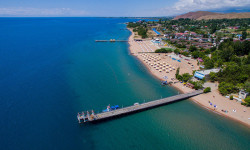 Сооронбай Жээнбеков иш сапары менен Ысык-Көл облусуна барды 