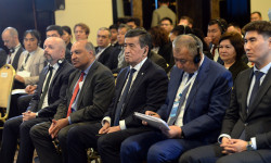 С.Жээнбеков: "Калкты таза суу менен камсыздоо – мамлекеттик саясаттын негизги багыттарынан"