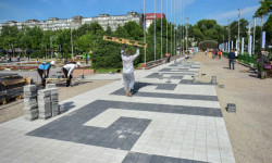 Филармониянын тегерегин оңдоп-түзөө жумуштары кызуу жүрүүдө