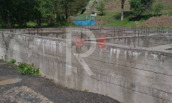 Аксы: мектеп кура турган компания ишти аягына чыгарган жок