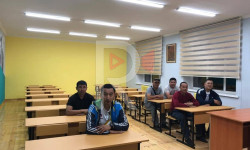 Казарманда 20 жылдыктар мектептин кыргыз тил классын оңдоп беришти
