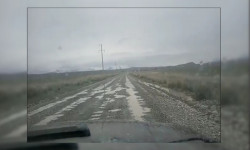 Тамтыгы чыккан Ак-Муз айылынын жолу качан оңолот?