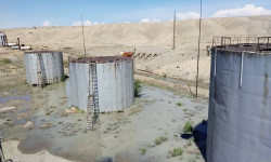 Бүргөндү айылындагы кароосуз калган нефтебаза 