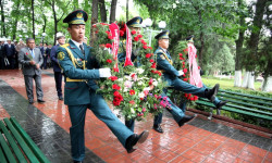 В Оше почтили память жертв июньских событий 2010 года