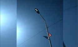 Талас: түнкүсүн күйбөгөн жарыктандыруучу чырактар, күндүзү күйүп турат