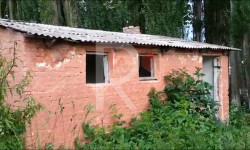 Исфана: тазаланбаган оорукананын дааратканасы