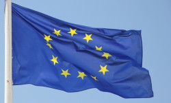 Крым менен Севастополго каршы киргизилген санкциялардын мөөнөтүн узартты