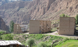 Миң-Кушдагы урандын кесепети. Кыйналган эл