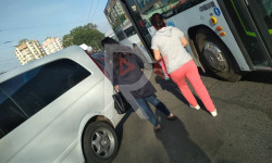 Эски автобекеттин аялдамасы таксисттер үчүн салынганбы?