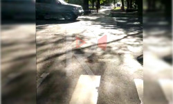 Бишкек: жолдун ортосундагы тротуар