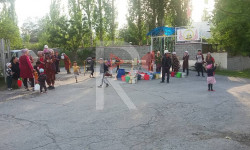 Айдаркен: ысыкта сууга чаңкап...