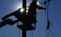 Электр жарыгынын жоктугунан иши токтогон ишкерлер  