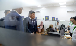 Президент тоолуу Сары-Таш, Күң-Элек айылдарында эл менен жолугушту 