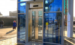 "Мадина" базарынын тушундагы жер үстүнөн өтүүчү өтмөктүн лифти качан иштейт?