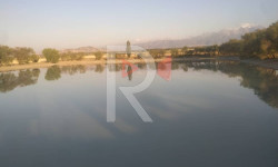 Суу жээгине ташталган таштандылар