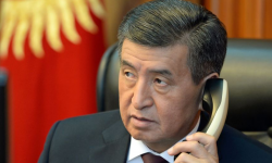 Жээнбеков Казакстандын президенти менен телефон аркылуу cүйлөштү