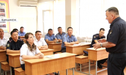 Кайгуул милициясына кызмат өтөөгө келгендерди Грузиядан келген адистер окутууда