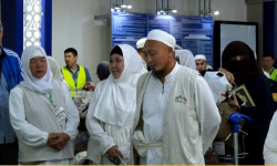 Ажылык сапардагы зыяратчылардын алгачкы тобу Кыргызстанга келди