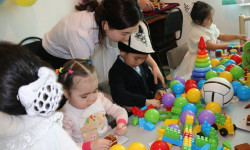 Бала бакчаларга 48 миң бөбөк электрондук кезек менен кабыл алынды