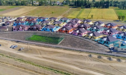 Чым-Коргон айылындагы аз камсыз үй-бүлөлөргө батирлер берилди 