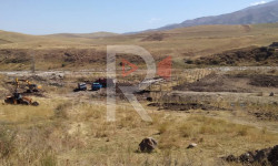 Ысык-Ата: мыйзамсыз кара топурак ташылууда