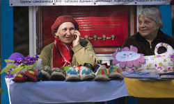 Карылар күнүнө карата «Бабушка Эдопшн» фонду иш-чара өткөрдү