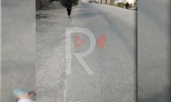 Тротуардын жоктугунан тургундар унаа жолу менен басууга аргасыз