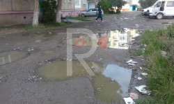 Каракол: көп кабаттуу үйлөрдүн алдындагы жолдор оңдолсо...