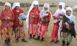 Үйсүз калган памирлик кыргыздарга жардам керек