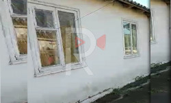 Чолпон-Ата: эскилиги жеткен үй-бүлөлүк дарыгерлер тобунун имараты