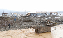 Красноярсктагы кырсыкка байланыштуу Жээнбеков Путинге көңүл айтты