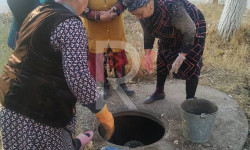 Таза суу маселесинен кыйналган тургундар