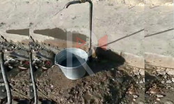 Тамчылап аккан суу, кезекке туруп суу алган эл