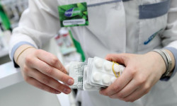 Антибиотиктерди туура эмес пайдалануу өлүмгө дуушар кылат