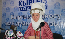 Асел Калканова: Элечек ороону каада-салтка байланыштырбай жатканыбыз кээде көйгөй