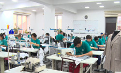 Кыргызстанда тигилген кийимдерге чет өлкөлөрдө суроо-талап жогору