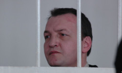 Батукаевдин абактан  бошотулушуна байланыштуу сот отуруму дагы жылдырылды