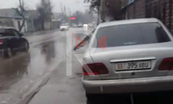 Бишкек: аллея менен басууга мүмкүн эмес