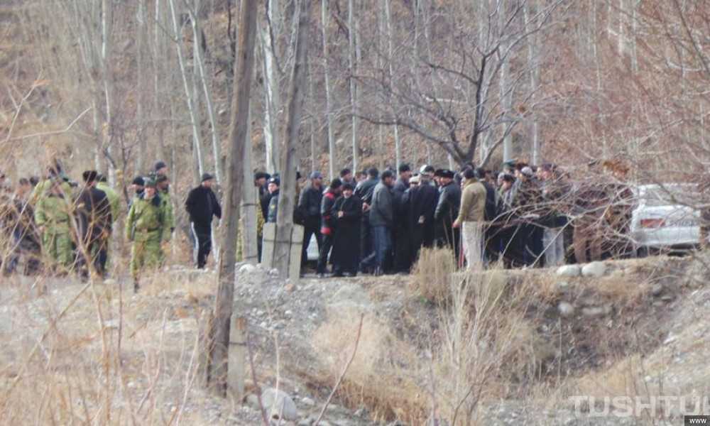 На кыргызско-таджикской границе снова конфликт, есть пострадавшие