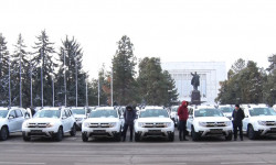 Мамлекеттик ветеринардык кызматына 54 даана жол тандабас унаалар тапшырылды