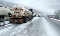 “Көк-Бел” ашуусунда тыгын жоюлуп, унаалар тоскоолдуксуз өтүүдө 