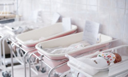 Жаңы жыл түнү өлкөдө 3 эгиз төрөлдү