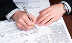 Кирешесин жашырган кызматкерлерге чара көрүлөт