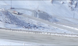 Бишкек - Ош жолунун бир бөлүгүндө жеке менчик ишкана иш алып барууда