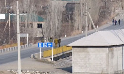 Чек арадагы талаш - үчүнчү күчтөргө пайдалуубу?