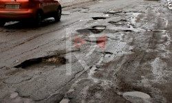 Тамтыгы чыккан жол, араң турган көпүрө