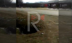 Бакай-Ата: тургундар тротуардын кейиштүү абалына нааразы