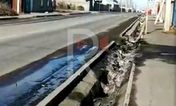 Ак-Бата жаңы конушунда жол белгилер жок, арыктар таштандыга толгон