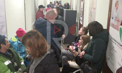 Кара-Буура: каттоо кызматынан кезек күтүп тажадык